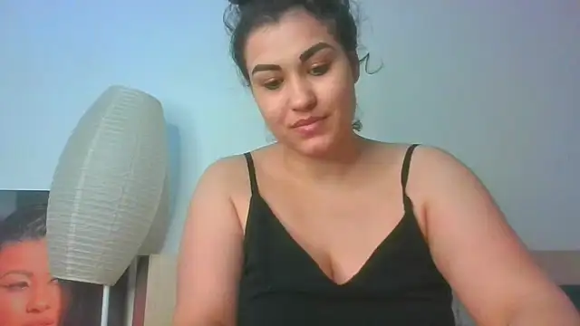 Snapshot of TheTopSecret chatting on February 23, 6:22 am TheTopSecret online show from February 23, 6:22 am