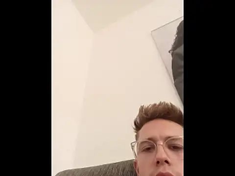 Snapshot of Hessebub chatting on October 26, 10:15 pm Hessebub online show from October 26, 10:15 pm