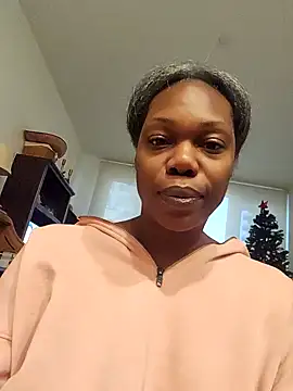 Snapshot of Looking4Jerries chatting on December 20, 12:12 pm Looking4Jerries online show from December 20, 12:12 pm