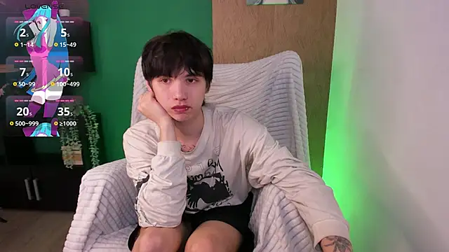 Snapshot of Tayller_Jonson chatting on February 23, 10:06 am Tayller Jonson online show from February 23, 10:06 am