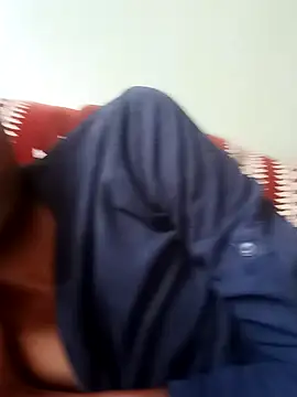 Snapshot of Abony_femboy chatting on October 1, 2:50 am Abony femboy online show from October 1, 2:50 am