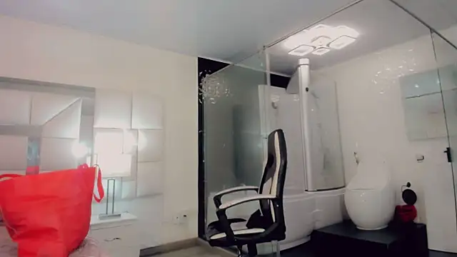 Snapshot of Gisele_fox chatting on March 8, 1:50 am Gisele fox online show from March 8, 1:50 am