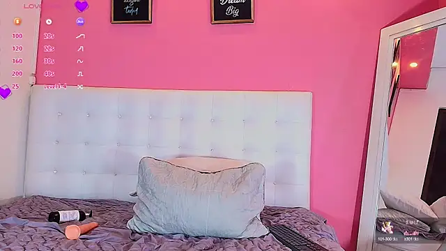 Snapshot of ebonyadiction chatting on January 17, 11:07 pm ebonyadiction online show from January 17, 11:07 pm