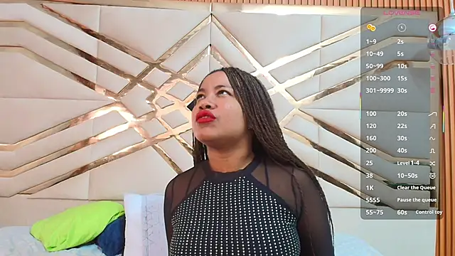 Snapshot of ebonyadiction chatting on February 15, 2:04 am ebonyadiction online show from February 15, 2:04 am