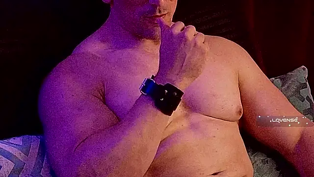 Snapshot of life_warrior chatting on March 16, 7:49 pm life warrior online show from March 16, 7:49 pm