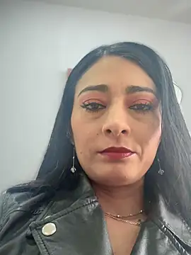 BELLA--26 online show from November 17, 2:45 pm