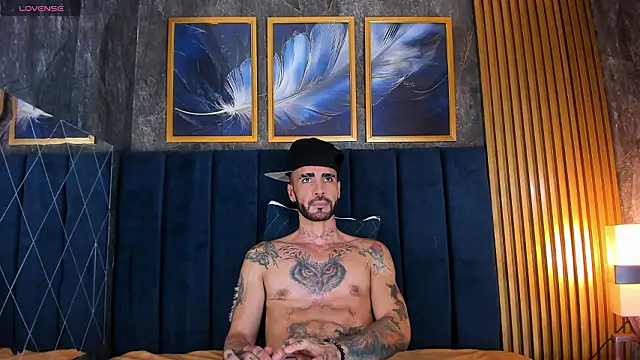 Lancelot Benwick online show from March 6, 8:49 pm