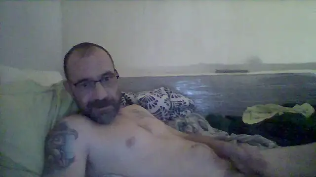 Snapshot of javierpasteur69 chatting on March 8, 10:32 am javierpasteur69 online show from March 8, 10:32 am