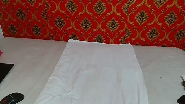 FATPUSSIE online show from March 14, 8:42 am