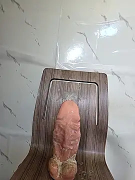 Snapshot of zasmin3 chatting on March 1, 12:12 am zasmin3 online show from March 1, 12:12 am