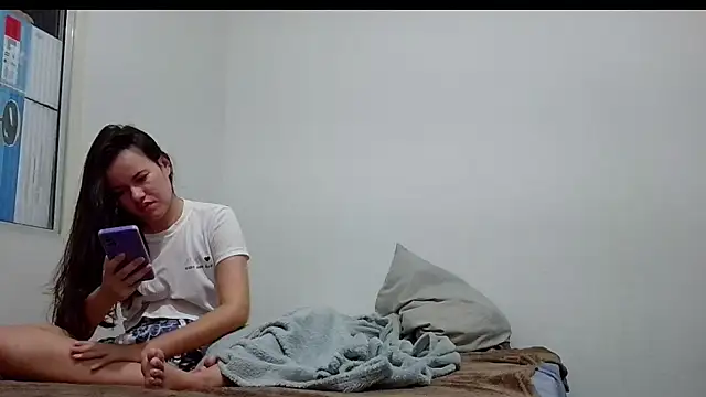 camillebr online show from January 27, 2:42 am