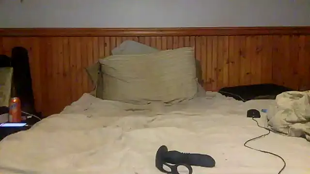 Snapshot of hottysexy78 chatting on June 1, 1:40 am hottysexy78 online show from June 1, 1:40 am