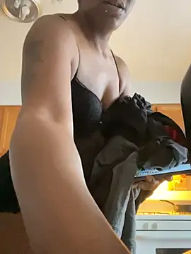 Yoshibaby2670 online show from February 16, 2:10 pm