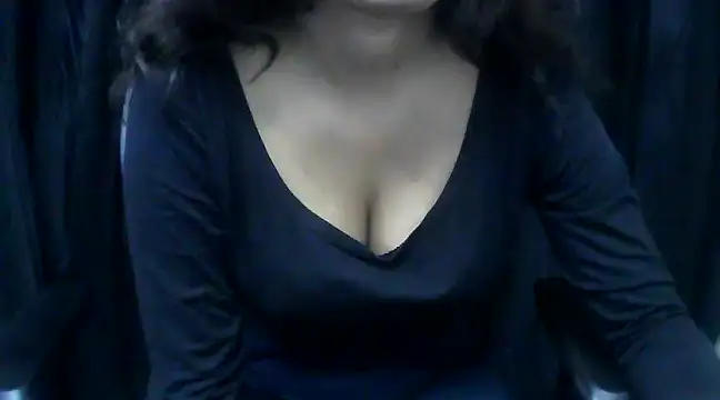 Snapshot of hot-niti chatting on February 1, 1:02 am hot-niti online show from February 1, 1:02 am