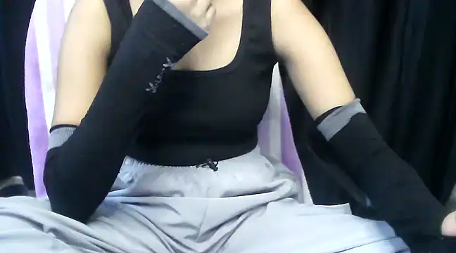 Snapshot of hot-niti chatting on February 21, 7:32 pm hot-niti online show from February 21, 7:32 pm