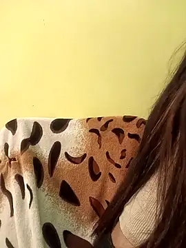 Stripper Maahi online show from February 14, 9:34 am