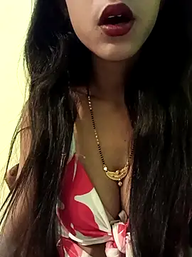 Stripper Maahi online show from March 2, 8:48 am