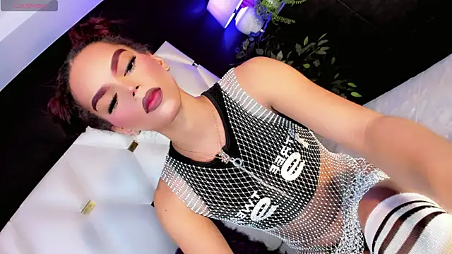 Diva Smith02 online show from April 12, 10:31 am