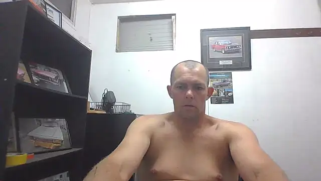 Snapshot of ausfun92bi chatting on January 8, 12:47 pm ausfun92bi online show from January 8, 12:47 pm
