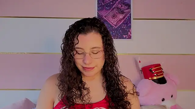 Charlotte  Miller online show from January 18, 12:53 pm