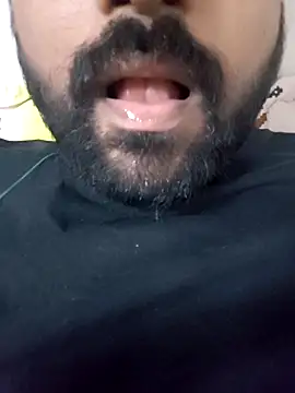 Snapshot of akshaybaroda chatting on March 30, 5:25 pm akshaybaroda online show from March 30, 5:25 pm