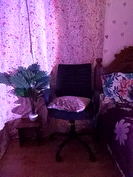 Angelnirvanaa online show from April 17, 8:06 am