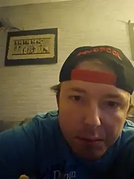 Snapshot of Lucieldark chatting on January 24, 4:17 pm Lucieldark online show from January 24, 4:17 pm