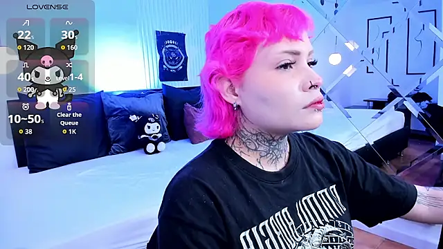 Snapshot of jinxv_nuss chatting on April 21, 2:51 am jinxv nuss online show from April 21, 2:51 am