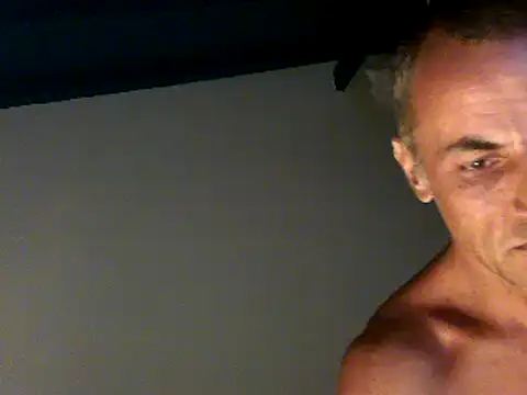 Snapshot of GoloZeusMax chatting on March 16, 5:58 am GoloZeusMax online show from March 16, 5:58 am