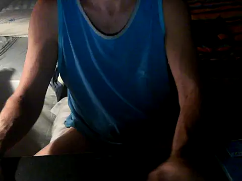 Snapshot of GoloZeusMax chatting on October 6, 6:11 am GoloZeusMax online show from October 6, 6:11 am