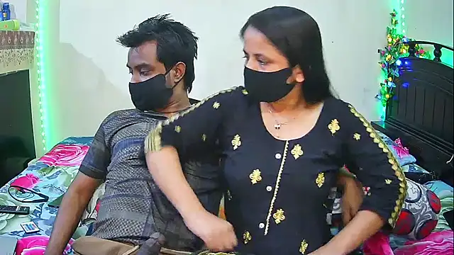 Hot Nila online show from February 27, 4:40 pm