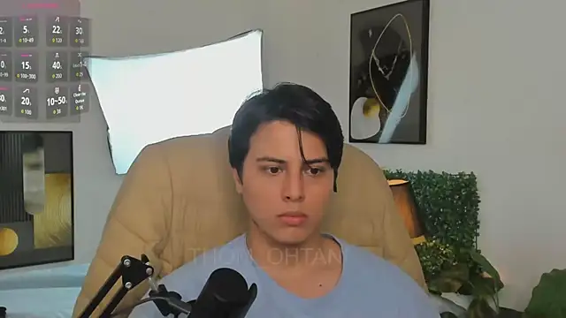 Snapshot of Thom_Ohtani chatting on April 21, 3:57 am Thom Ohtani online show from April 21, 3:57 am