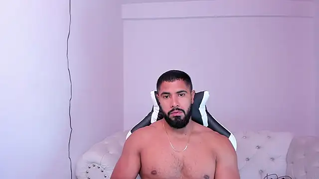 Santiago huntt online show from February 21, 12:28 pm