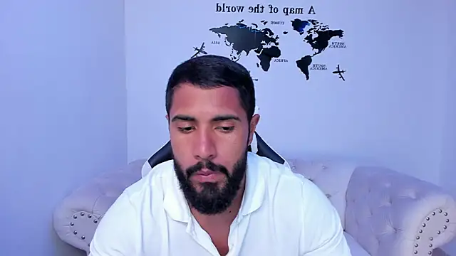 Santiago huntt online show from October 4, 2:09 am