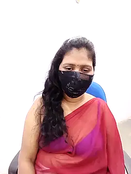 Snapshot of Lucky-Deepthi chatting on February 27, 5:26 pm Lucky-Deepthi online show from February 27, 5:26 pm