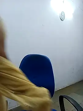 Snapshot of Lucky-Deepthi chatting on September 16, 9:16 pm Lucky-Deepthi online show from September 16, 9:16 pm