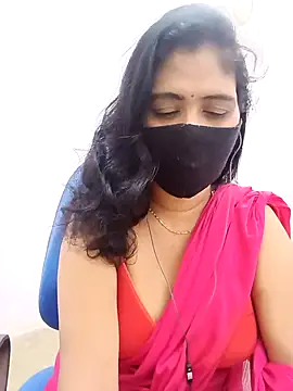 Snapshot of Lucky-Deepthi chatting on November 15, 10:59 pm Lucky-Deepthi online show from November 15, 10:59 pm