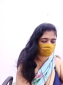 Snapshot of Lucky-Deepthi chatting on April 23, 10:56 pm Lucky-Deepthi online show from April 23, 10:56 pm