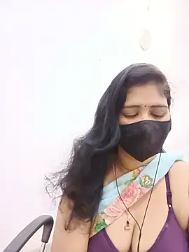 Snapshot of Lucky-Deepthi chatting on May 24, 10:26 pm Lucky-Deepthi online show from May 24, 10:26 pm