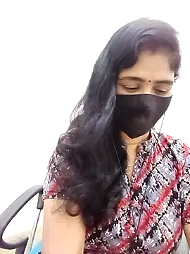 Snapshot of Lucky-Deepthi chatting on June 14, 7:27 pm Lucky-Deepthi online show from June 14, 7:27 pm