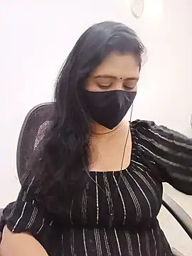 Snapshot of Lucky-Deepthi chatting on July 19, 4:33 pm Lucky-Deepthi online show from July 19, 4:33 pm