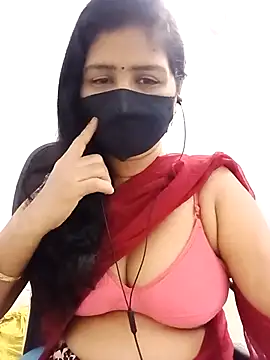 Snapshot of Lucky-Deepthi chatting on July 21, 9:39 pm Lucky-Deepthi online show from July 21, 9:39 pm