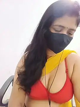 Snapshot of Lucky-Deepthi chatting on July 26, 10:27 pm Lucky-Deepthi online show from July 26, 10:27 pm