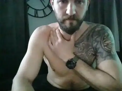 Snapshot of realdilf chatting on March 9, 3:05 pm realdilf online show from March 9, 3:05 pm