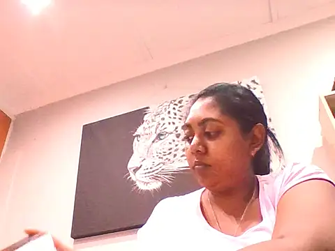 Snapshot of Indian_Ruby99 chatting on March 22, 5:31 pm Indian Ruby99 online show from March 22, 5:31 pm