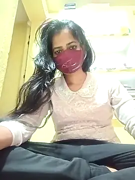 Snapshot of Pooja_cut chatting on March 15, 4:21 pm Pooja cut online show from March 15, 4:21 pm