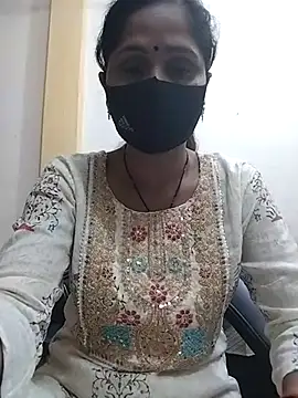 Snapshot of priyancyfun chatting on March 11, 7:37 am priyancyfun online show from March 11, 7:37 am