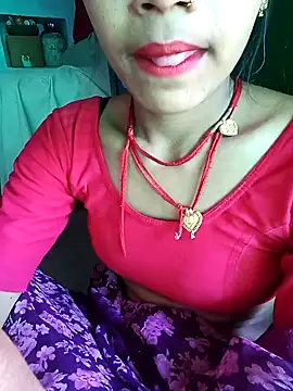 Snapshot of Amaya_Bajwa chatting on February 1, 5:18 am Amaya Bajwa online show from February 1, 5:18 am