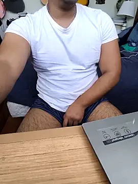 Snapshot of pitorico_bb chatting on April 3, 10:41 pm pitorico bb online show from April 3, 10:41 pm