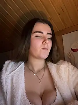 mewKate online show from February 17, 3:51 pm